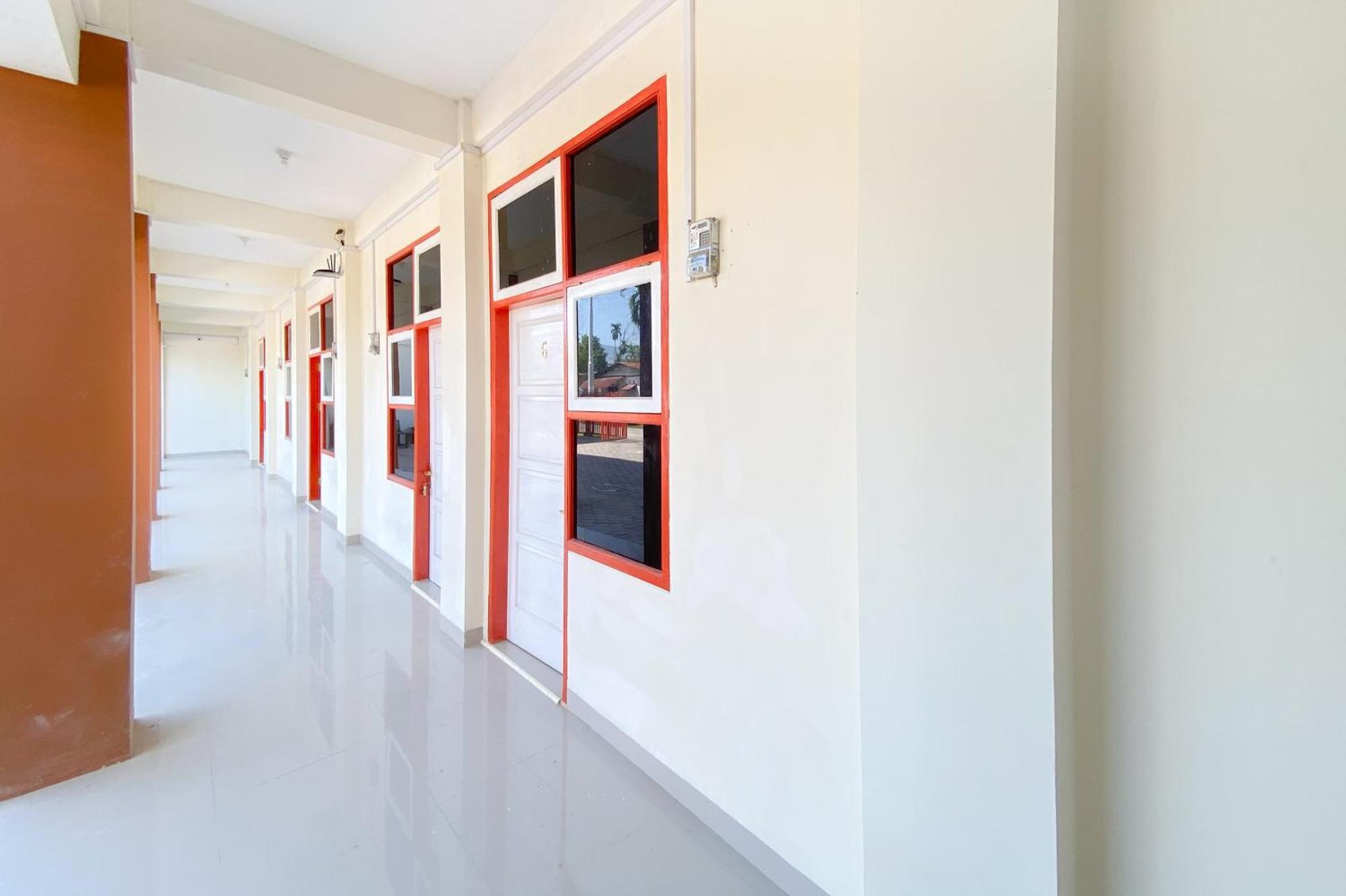 Falah Residence Syariah Padang  Esterno foto